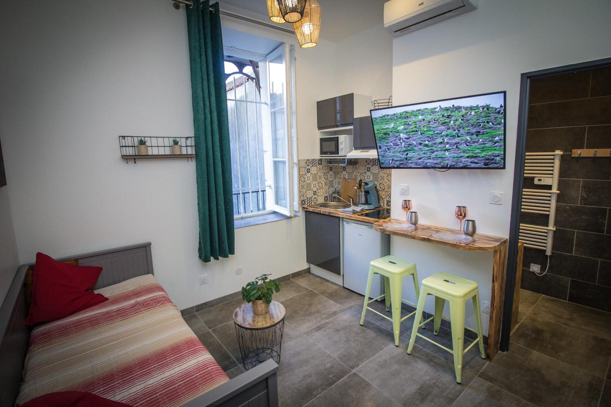 ** Au Canal Du Midi - Jaccuzzi & Luxueux Appartements ** Carcassonne Esterno foto